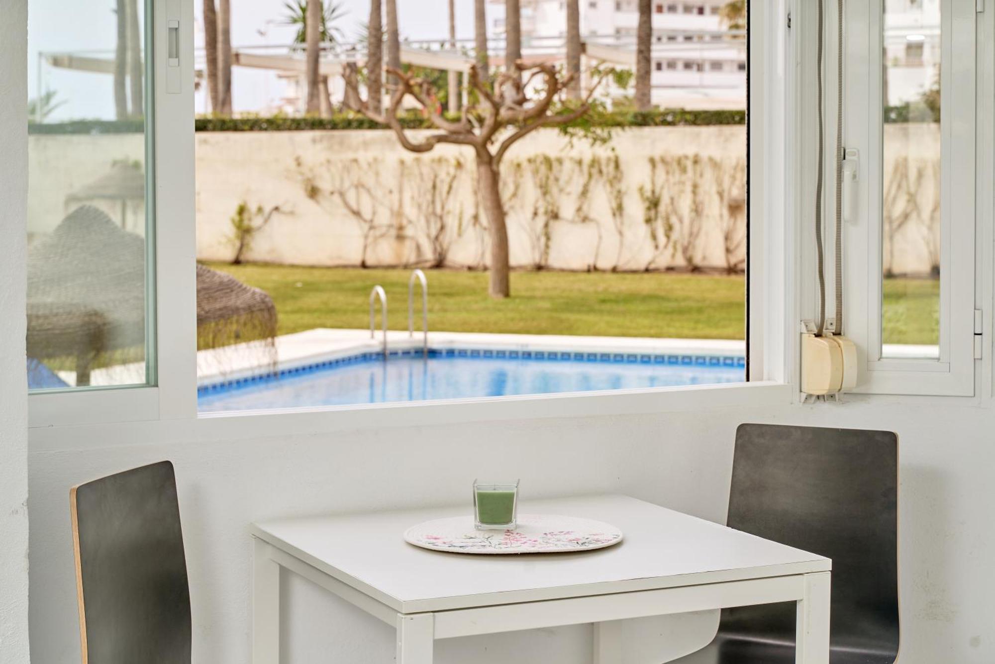 Comfortable Studio Apt Nerja Extérieur photo